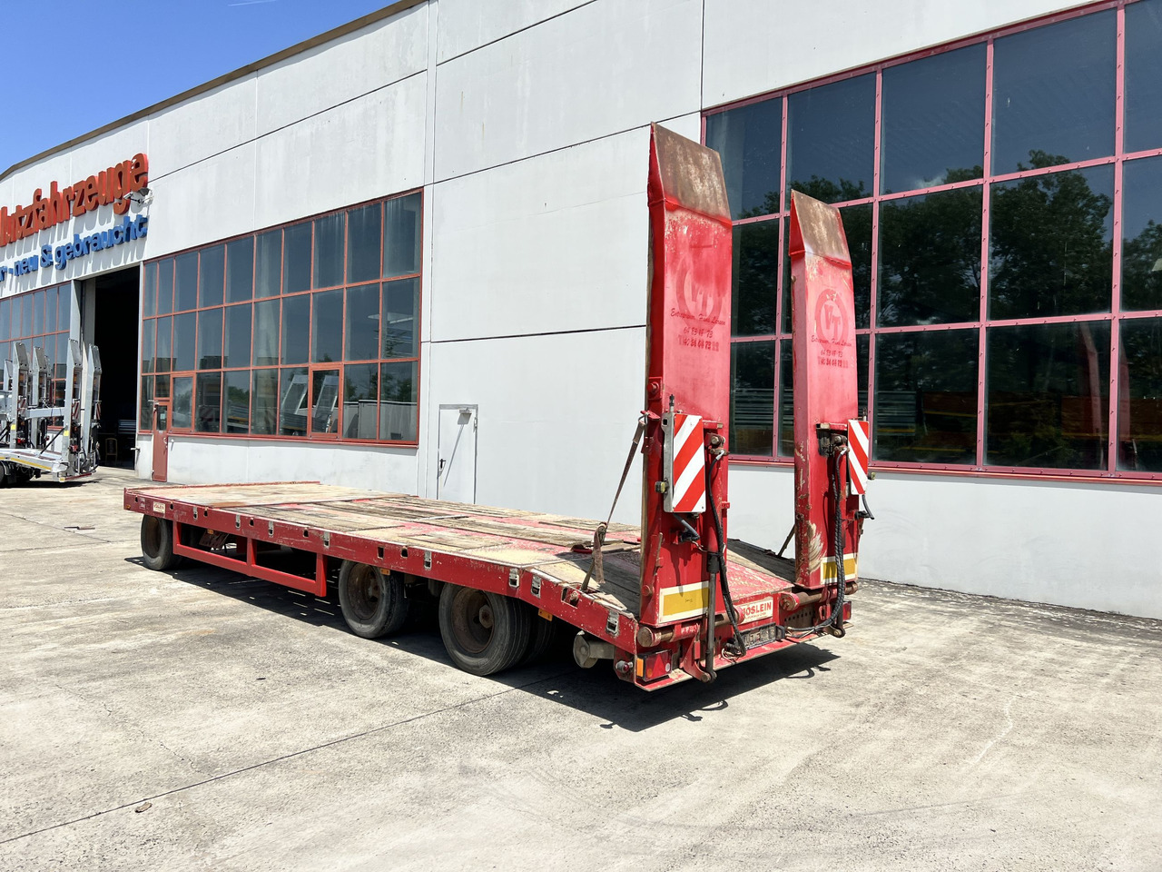 T3 3 Achs Tiefladeranhänger mit gerader Ladefläche - Przyczepa niskopodwoziowa: zdjęcie 3 T3 3 Achs Tiefladeranhänger mit gerader Ladefläche - Przyczepa niskopodwoziowa: zdjęcie 3