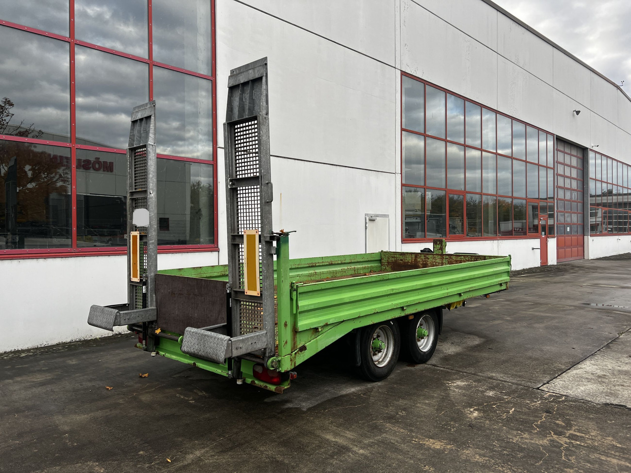 Tt Tandemtieflader - Przyczepa niskopodwoziowa: zdjęcie 4 Tt Tandemtieflader - Przyczepa niskopodwoziowa: zdjęcie 4