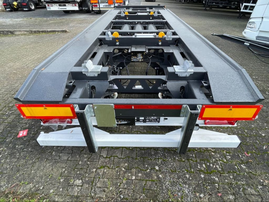 Wielton 2-Achs Außenroller-Abrollanhänger - Przyczepa do hakowca/ Bramowca: zdjęcie 4 Wielton 2-Achs Außenroller-Abrollanhänger - Przyczepa do hakowca/ Bramowca: zdjęcie 4