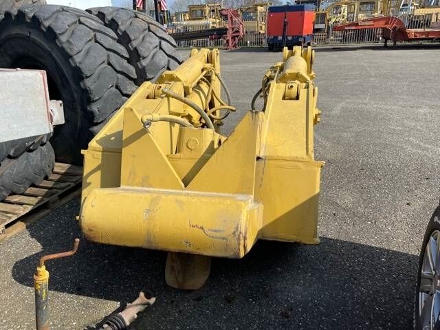 CAT D 8 R Ripper - Zrywarka do Maszyn budowlanych: zdjęcie 2 CAT D 8 R Ripper - Zrywarka do Maszyn budowlanych: zdjęcie 2