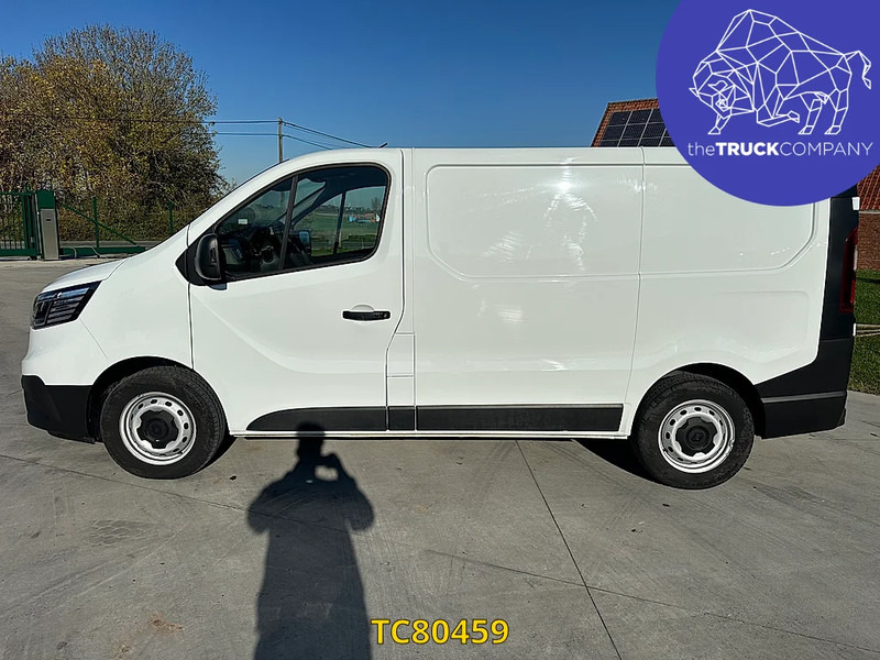 Renault Trafic 150 DCI - AUTOMATIC GEARBOX - Mały samochód dostawczy: zdjęcie 2 Renault Trafic 150 DCI - AUTOMATIC GEARBOX - Mały samochód dostawczy: zdjęcie 2