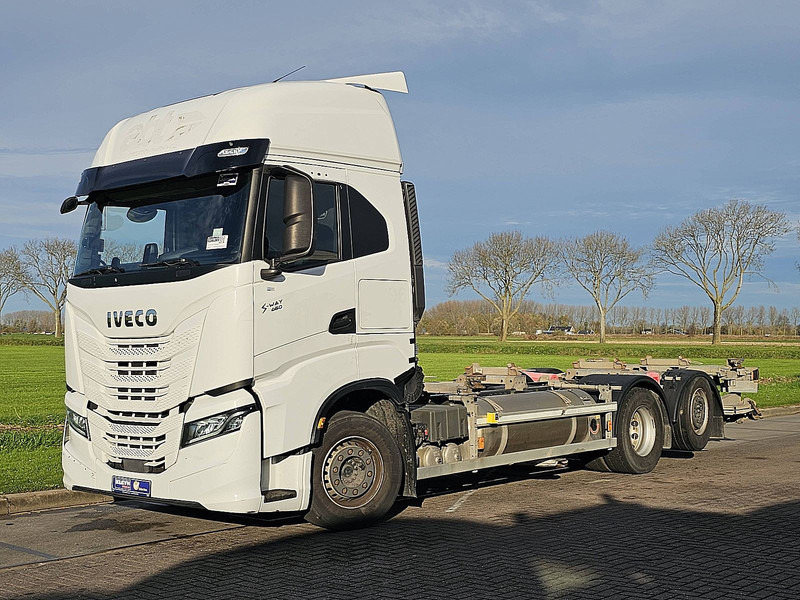 Iveco S-WAY AS260S46 6x2*4 LNG GAS - Ciężarówka kontenerowiec/ System wymienny: zdjęcie 2 Iveco S-WAY AS260S46 6x2*4 LNG GAS - Ciężarówka kontenerowiec/ System wymienny: zdjęcie 2
