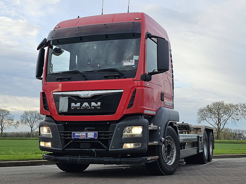 MAN 26.440 TGS - Ciężarówka hakowiec: zdjęcie 1 MAN 26.440 TGS - Ciężarówka hakowiec: zdjęcie 1