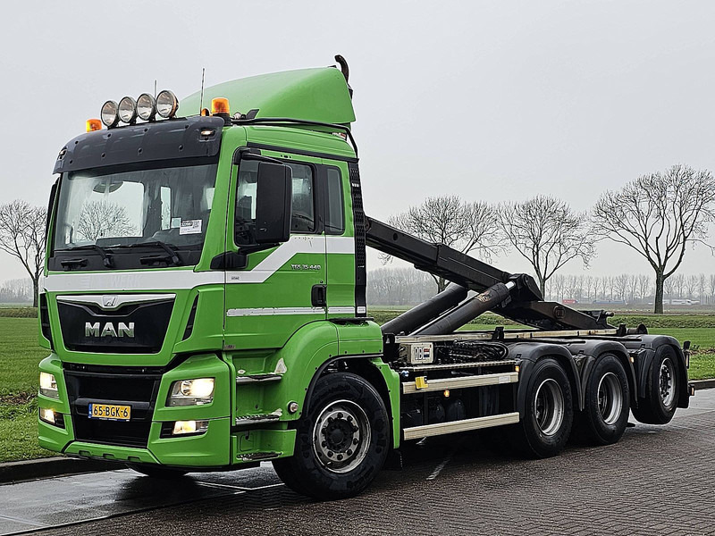 MAN 35.440 TGS - Ciężarówka hakowiec: zdjęcie 2 MAN 35.440 TGS - Ciężarówka hakowiec: zdjęcie 2