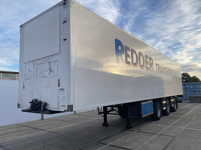 Pacton R3-001 2X STEER AXLE LIFT - Naczepa zamknięte nadwozie: zdjęcie 1 Pacton R3-001 2X STEER AXLE LIFT - Naczepa zamknięte nadwozie: zdjęcie 1