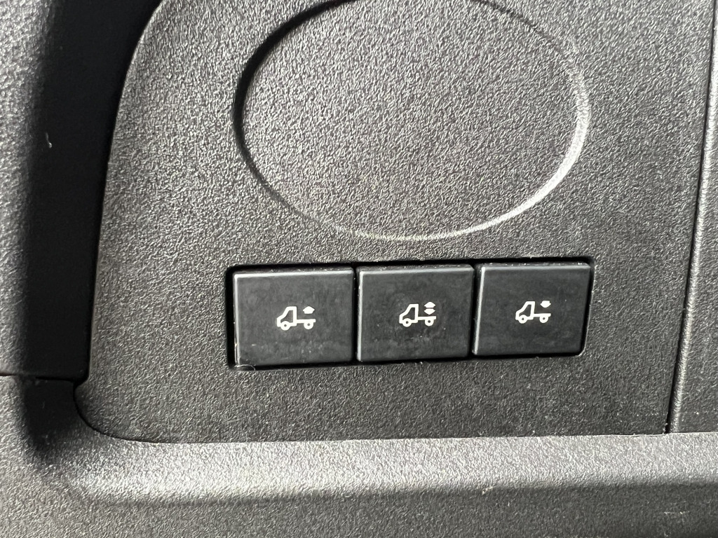 Iveco Daily 70C18 72C18 Klimaaut. ThermoKing V-600 MAX - Samochód dostawczy chłodnia: zdjęcie 4 Iveco Daily 70C18 72C18 Klimaaut. ThermoKing V-600 MAX - Samochód dostawczy chłodnia: zdjęcie 4