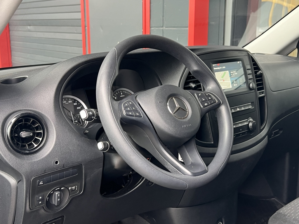 Mercedes-Benz Vito 114 CDI Tourer Pro lang Klima NAVI 9-Sitzer - Kombi: zdjęcie 3 Mercedes-Benz Vito 114 CDI Tourer Pro lang Klima NAVI 9-Sitzer - Kombi: zdjęcie 3
