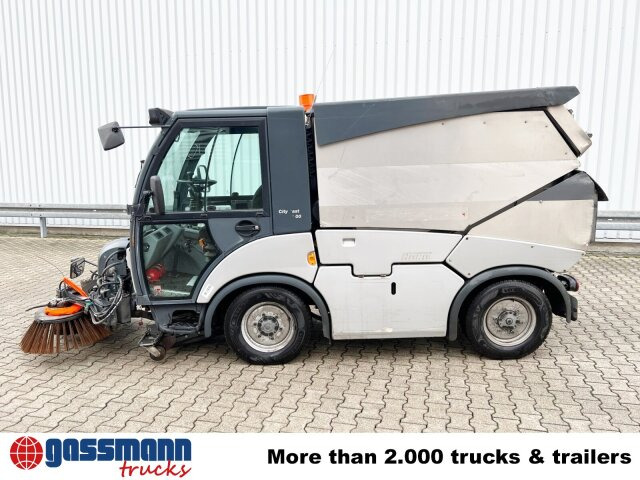 Hako Multicar Citymaster 2000 2B Kehrmaschine 4x2 - Zamiatarka uliczna: zdjęcie 2 Hako Multicar Citymaster 2000 2B Kehrmaschine 4x2 - Zamiatarka uliczna: zdjęcie 2