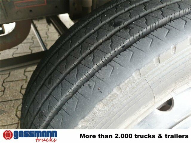 MAN 10.224 LC 4x2 BB Doka, TLF 16/12, 6-Zylinder - Samochód pożarniczy: zdjęcie 3 MAN 10.224 LC 4x2 BB Doka, TLF 16/12, 6-Zylinder - Samochód pożarniczy: zdjęcie 3