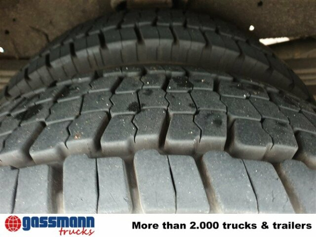 MAN 10.224 LC 4x2 BB Doka, TLF 16/12, 6-Zylinder - Samochód pożarniczy: zdjęcie 2 MAN 10.224 LC 4x2 BB Doka, TLF 16/12, 6-Zylinder - Samochód pożarniczy: zdjęcie 2