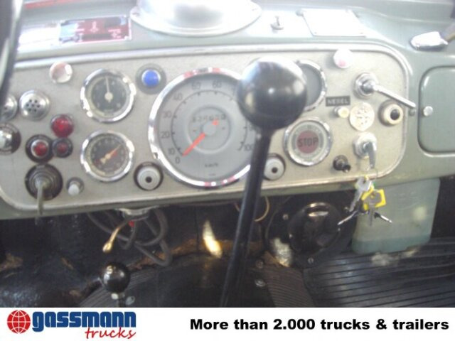 Magirus Deutz MAGIRUS URANUS 250D22 KW 16 Feuerwehr Kranwagen - Samochód pożarniczy, Samochod ciężarowy z HDS: zdjęcie 3 Magirus Deutz MAGIRUS URANUS 250D22 KW 16 Feuerwehr Kranwagen - Samochód pożarniczy, Samochod ciężarowy z HDS: zdjęcie 3