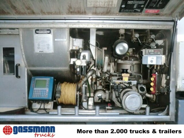 Mercedes-Benz SK 1824 L 4x2, Esterer Tankaufbau ca. 13.100l, 2 - Samochód ciężarowy cysterna: zdjęcie 2 Mercedes-Benz SK 1824 L 4x2, Esterer Tankaufbau ca. 13.100l, 2 - Samochód ciężarowy cysterna: zdjęcie 2