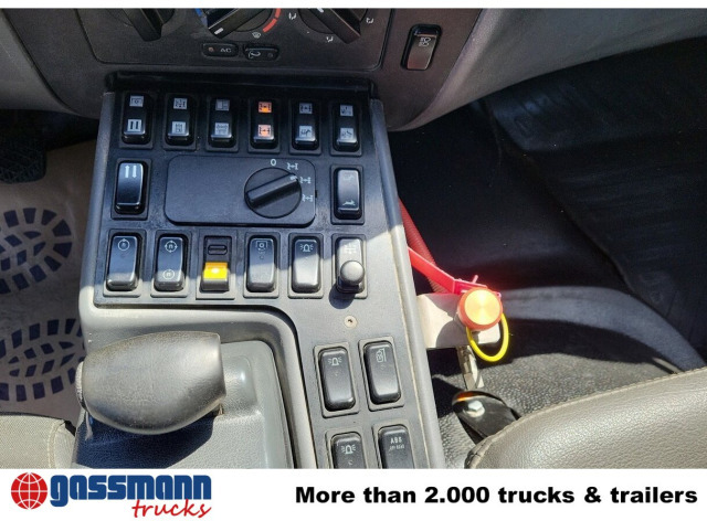 Unimog U 20 4x4, Zapfwelle, Kran Hiab 022D-3 HiDuo, - Samochód dostawczy: zdjęcie 5 Unimog U 20 4x4, Zapfwelle, Kran Hiab 022D-3 HiDuo, - Samochód dostawczy: zdjęcie 5