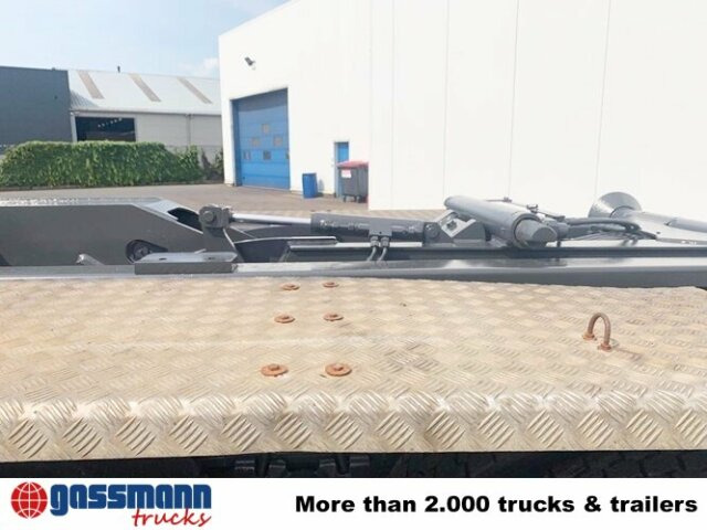 Scania R420 CB 8x4 MNZ, Retarder, Euro4 - Ciężarówka hakowiec: zdjęcie 2 Scania R420 CB 8x4 MNZ, Retarder, Euro4 - Ciężarówka hakowiec: zdjęcie 2