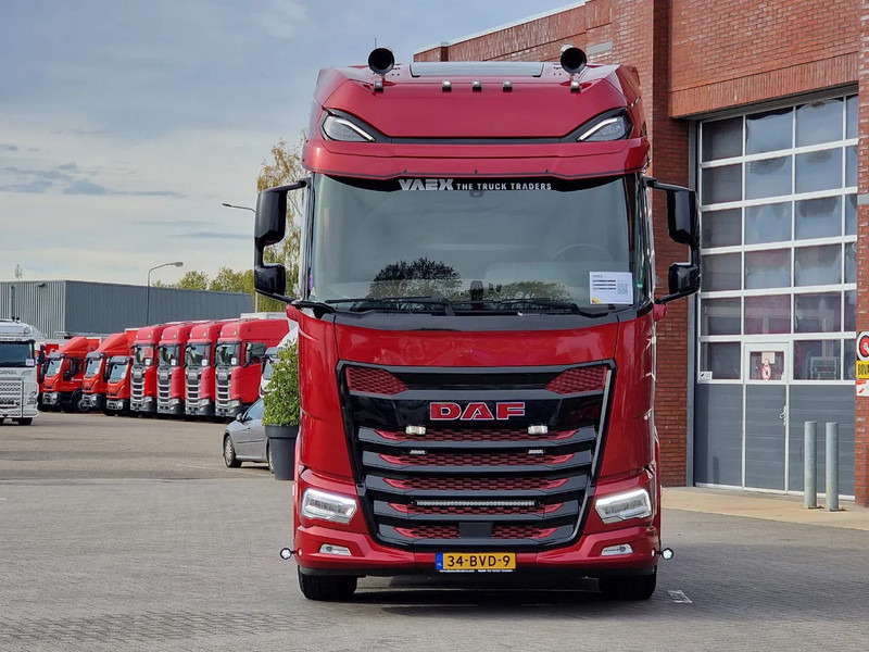 DAF XG+ 530 4x2 - Full spec - New engine - Full air - Leather interior - 2x tank - - Ciągnik siodłowy: zdjęcie 2 DAF XG+ 530 4x2 - Full spec - New engine - Full air - Leather interior - 2x tank - - Ciągnik siodłowy: zdjęcie 2