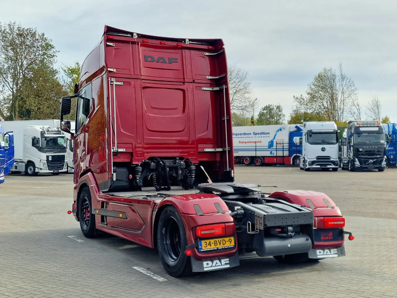 DAF XG+ 530 4x2 - Full spec - New engine - Full air - Leather interior - 2x tank - - Ciągnik siodłowy: zdjęcie 5 DAF XG+ 530 4x2 - Full spec - New engine - Full air - Leather interior - 2x tank - - Ciągnik siodłowy: zdjęcie 5