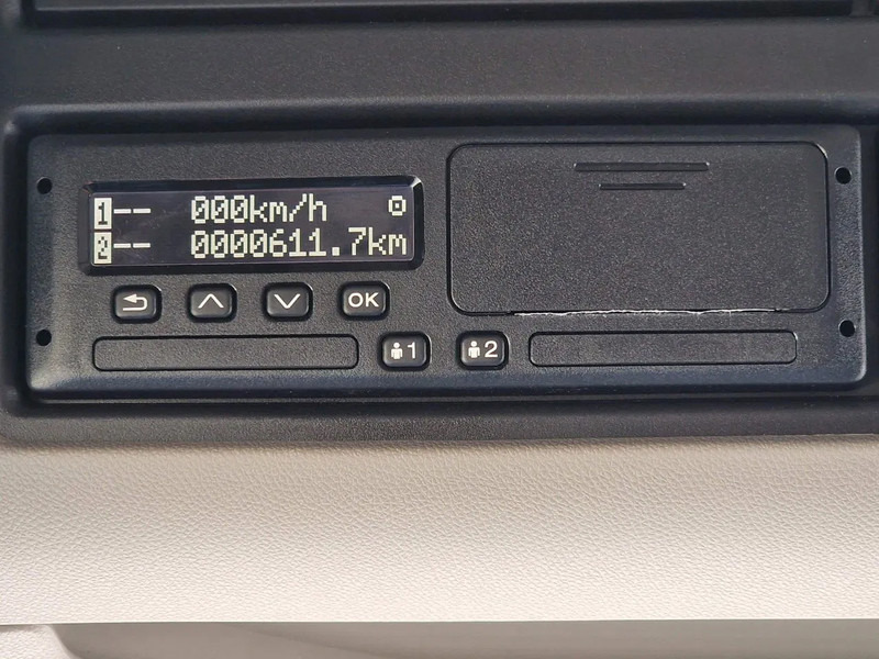 Ciągnik siodłowy Scania 590S V8 NGS Highline 4x2 - New - Retarder - Leather - Alloy wheels Led - Navi - NEW!: zdjęcie 19