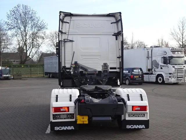 Ciągnik siodłowy Scania 590S V8 NGS Highline 4x2 - New - Retarder - Leather - Alloy wheels Led - Navi - NEW!: zdjęcie 6