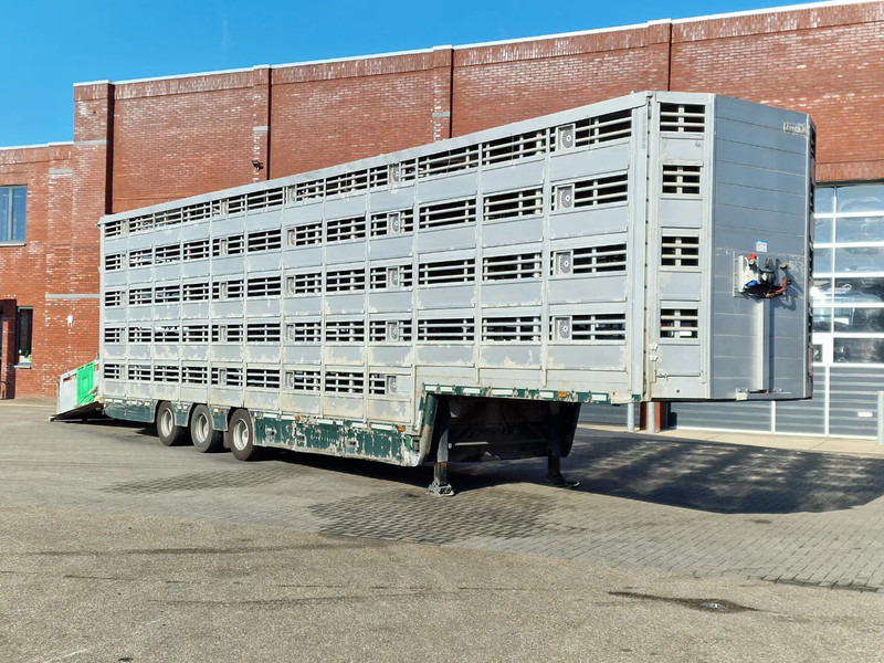 Pezzaioli 5 deck livestock trailer - Water & Ventilation - Loadlift - Folding floors - BPW Axle - 155M3 - Naczepa do przewozu zwierząt: zdjęcie 1 Pezzaioli 5 deck livestock trailer - Water & Ventilation - Loadlift - Folding floors - BPW Axle - 155M3 - Naczepa do przewozu zwierząt: zdjęcie 1