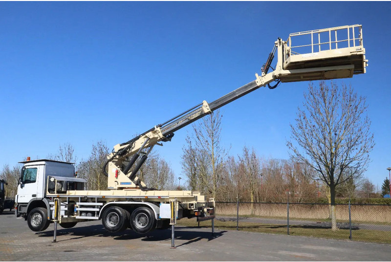 Mercedes-Benz Actros 2636 6X4 | TUNNEL PLATFORM | REMOTE DRIVING - Samochod ciężarowy z HDS: zdjęcie 2 Mercedes-Benz Actros 2636 6X4 | TUNNEL PLATFORM | REMOTE DRIVING - Samochod ciężarowy z HDS: zdjęcie 2