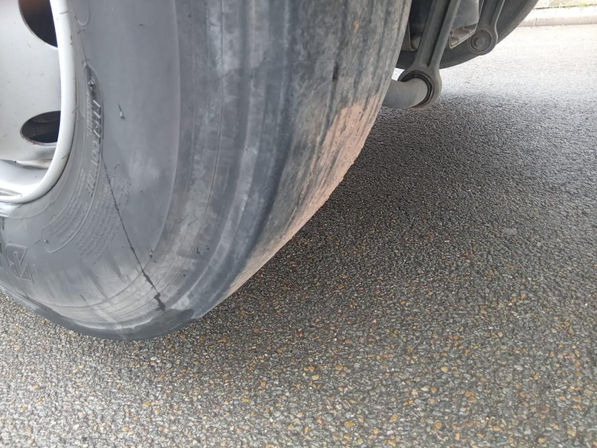 Mercedes Actros 2532 - Samochód ciężarowy skrzyniowy/ Platforma: zdjęcie 5 Mercedes Actros 2532 - Samochód ciężarowy skrzyniowy/ Platforma: zdjęcie 5