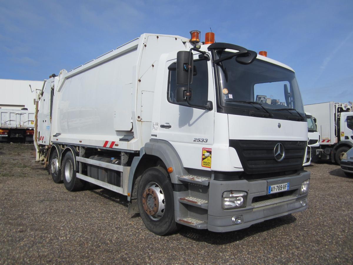 Mercedes Axor 2533 - Śmieciarka: zdjęcie 1 Mercedes Axor 2533 - Śmieciarka: zdjęcie 1