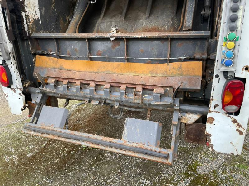 Renault Midlum 280.18 DXI - Śmieciarka: zdjęcie 4 Renault Midlum 280.18 DXI - Śmieciarka: zdjęcie 4