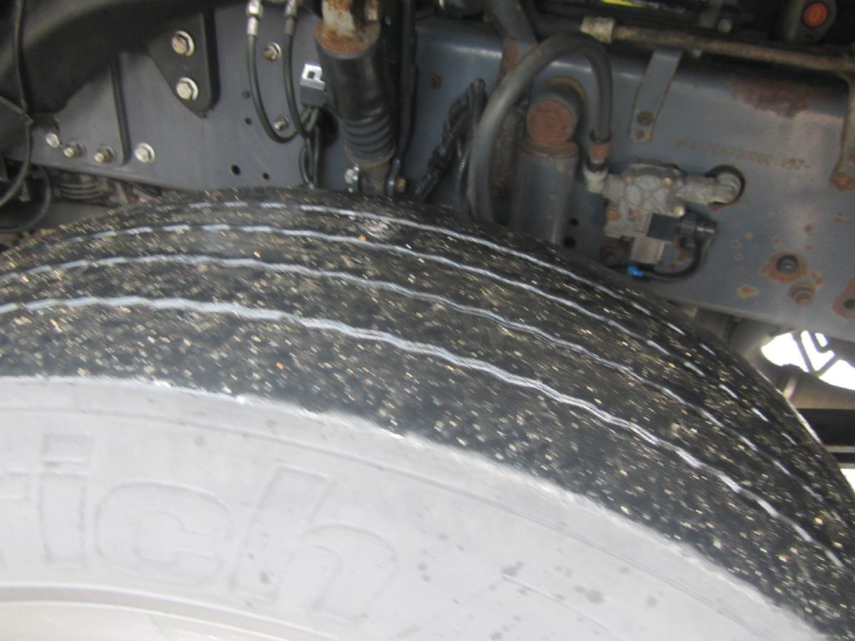 Renault Premium 320 DXI - Śmieciarka: zdjęcie 3 Renault Premium 320 DXI - Śmieciarka: zdjęcie 3