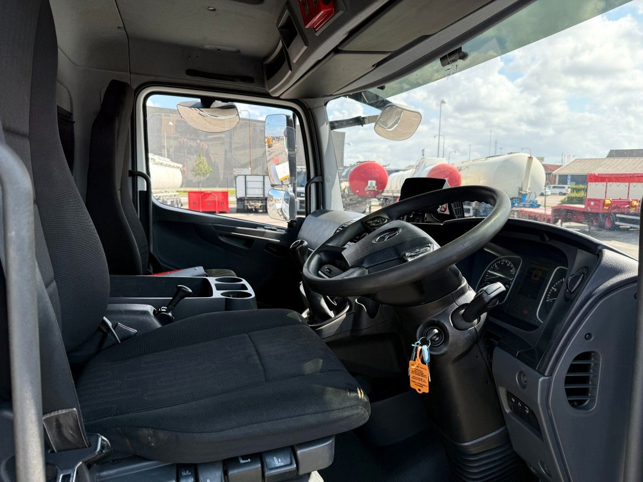 Mercedes-Benz Atego 1323 RHD Euro 6 Hvidtved Larsen Cityflex - Samochód asenizacyjny: zdjęcie 5 Mercedes-Benz Atego 1323 RHD Euro 6 Hvidtved Larsen Cityflex - Samochód asenizacyjny: zdjęcie 5