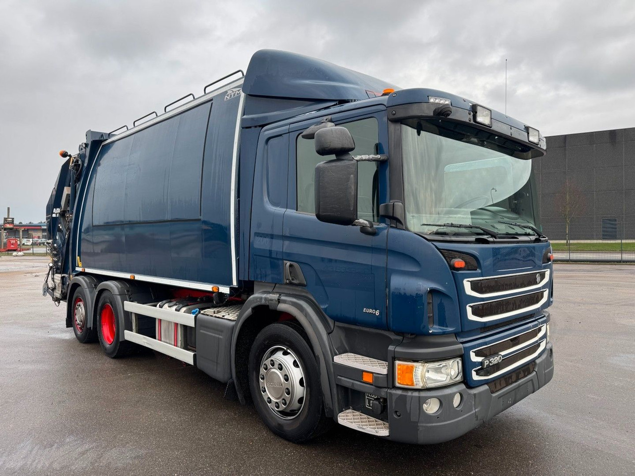 Scania P320 6x2*4 Euro 6 NTM 21 m3 - Śmieciarka: zdjęcie 2 Scania P320 6x2*4 Euro 6 NTM 21 m3 - Śmieciarka: zdjęcie 2