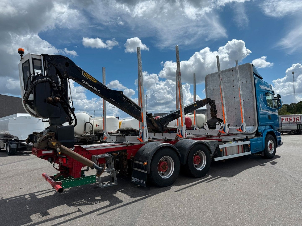 Scania R730 V8 6x4 Palfinger Epsilon M12L80 / Holz Wood - Samochód do drewna, Samochod ciężarowy z HDS: zdjęcie 4 Scania R730 V8 6x4 Palfinger Epsilon M12L80 / Holz Wood - Samochód do drewna, Samochod ciężarowy z HDS: zdjęcie 4