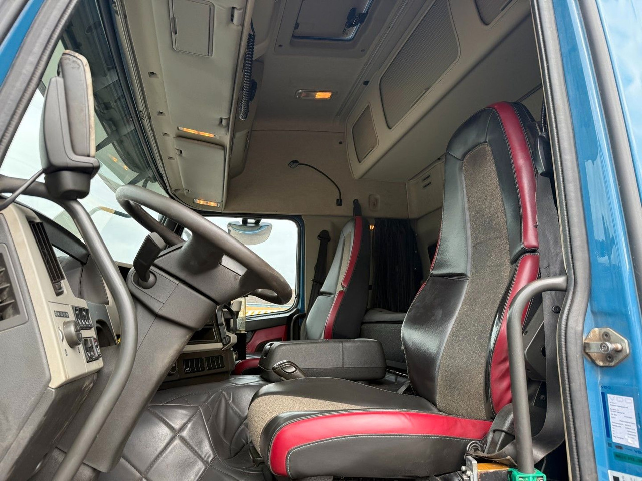 Volvo FM 500 8x4 Pushertridem 3 Way Tipper / Kipper - Wywrotka: zdjęcie 5 Volvo FM 500 8x4 Pushertridem 3 Way Tipper / Kipper - Wywrotka: zdjęcie 5