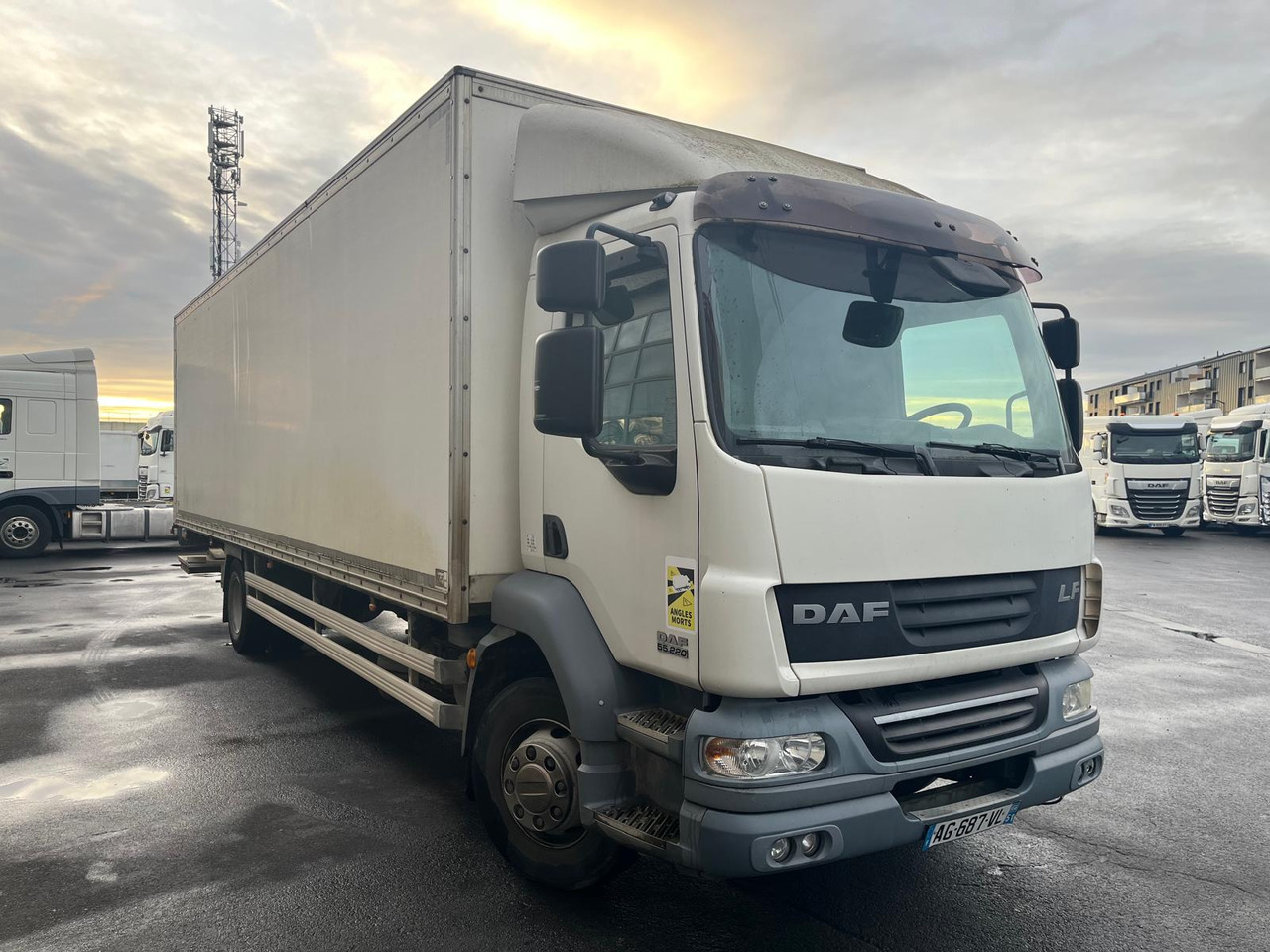 DAF LF 55.220 - Samochód ciężarowy furgon: zdjęcie 2 DAF LF 55.220 - Samochód ciężarowy furgon: zdjęcie 2