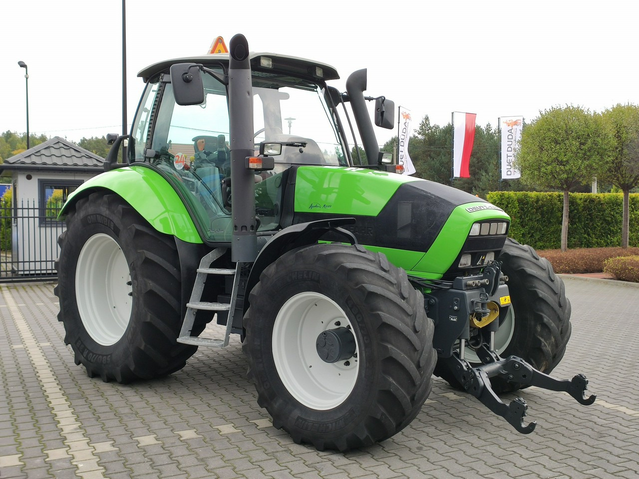 Deutz Fahr Agrotron M620 4x4 Przedni Tuz Wałek W.O.M Wyjścia do Przyczepy - Ciągnik rolniczy: zdjęcie 2 Deutz Fahr Agrotron M620 4x4 Przedni Tuz Wałek W.O.M Wyjścia do Przyczepy - Ciągnik rolniczy: zdjęcie 2