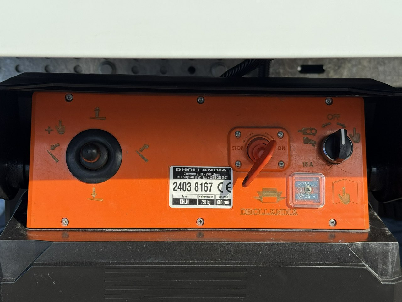 Dostawczy kontener Iveco Daily 35C14: zdjęcie 17