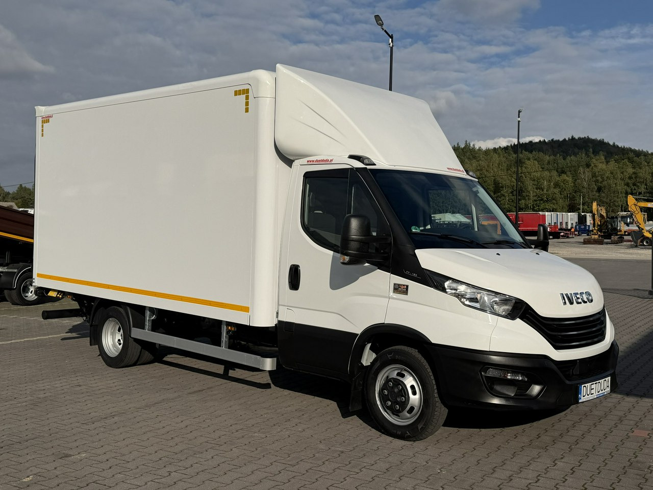 Iveco Daily 35C16 V - Dostawczy kontener: zdjęcie 2 Iveco Daily 35C16 V - Dostawczy kontener: zdjęcie 2