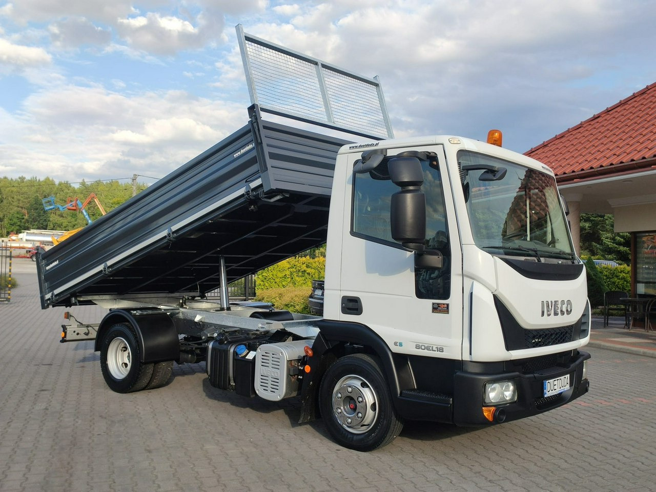 Iveco Eurocargo 80EL18 E5 Super Stan UNIKAT !!! - Wywrotka: zdjęcie 2 Iveco Eurocargo 80EL18 E5 Super Stan UNIKAT !!! - Wywrotka: zdjęcie 2