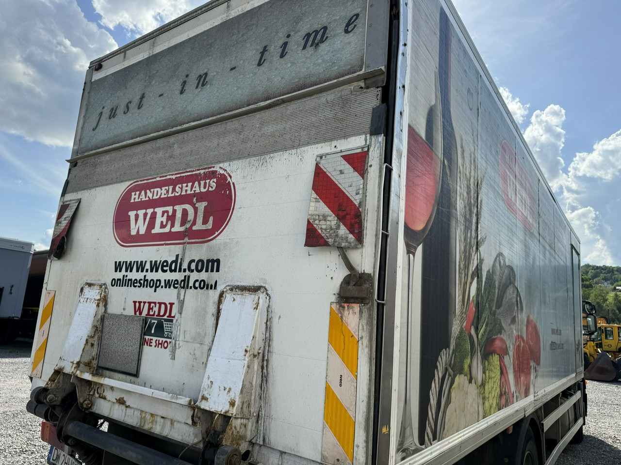 Iveco Zabudowa Chłodnia Agregat Carrier Supra 950Mt + Winda - Nadwozie - chłodnia: zdjęcie 4 Iveco Zabudowa Chłodnia Agregat Carrier Supra 950Mt + Winda - Nadwozie - chłodnia: zdjęcie 4