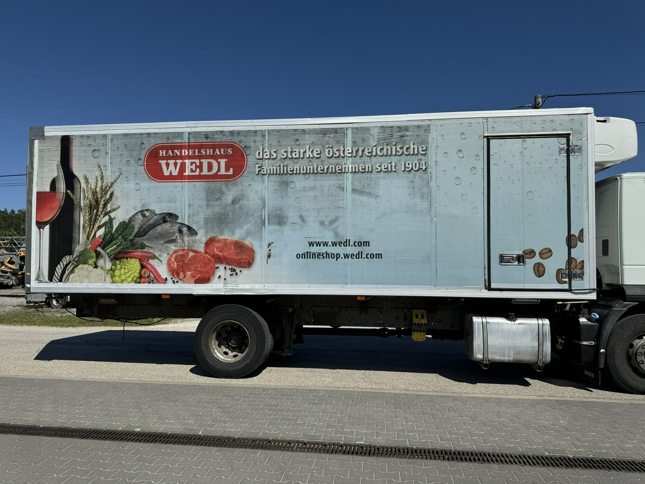 Iveco Zabudowa Chłodnia Agregat Carrier Supra 950Mt + Winda - Nadwozie - chłodnia: zdjęcie 1 Iveco Zabudowa Chłodnia Agregat Carrier Supra 950Mt + Winda - Nadwozie - chłodnia: zdjęcie 1