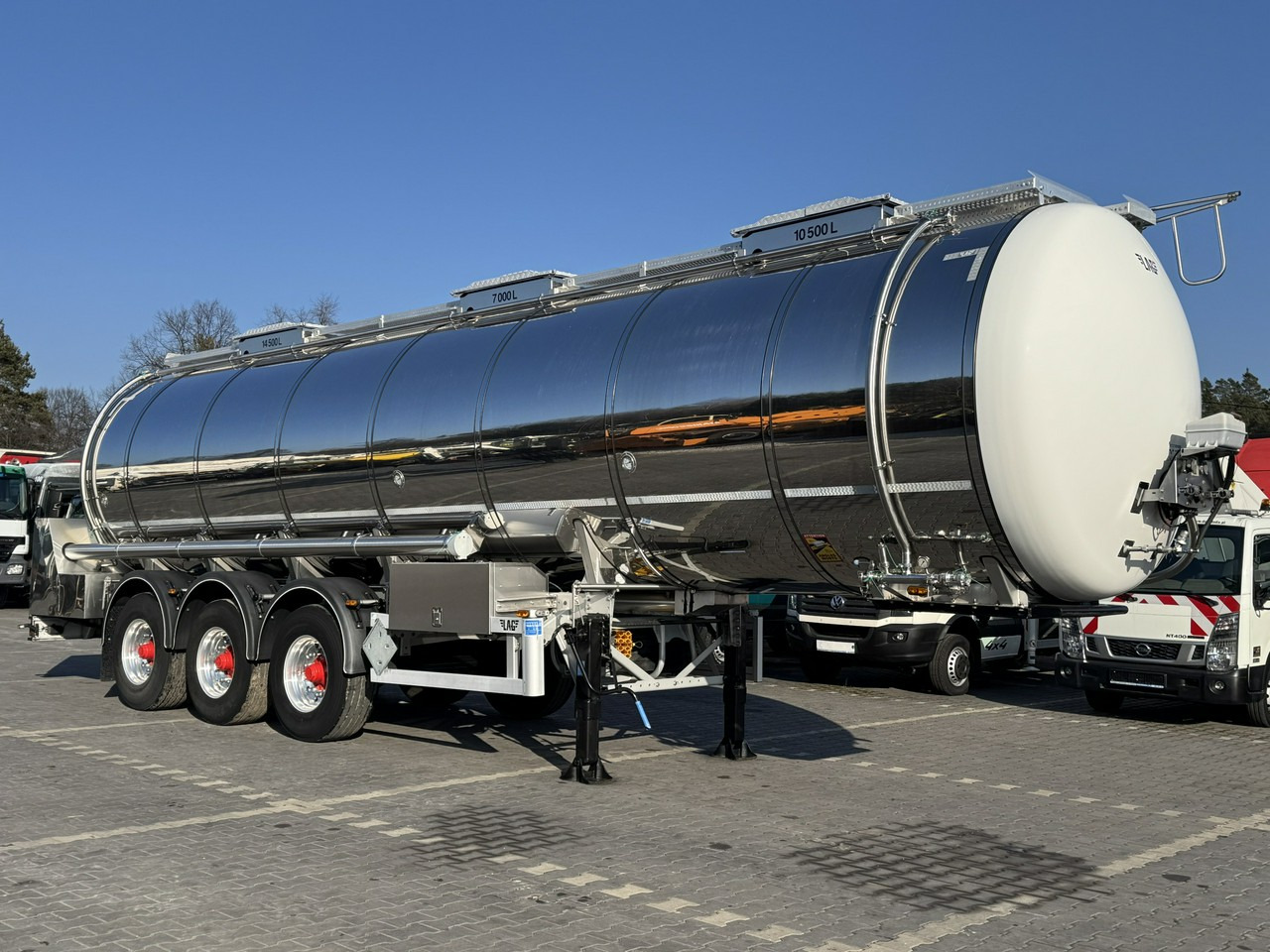 Lag Spożywcza Magyar Izolowana Webasto Pompa Elektryczna do Zrzutu - Naczepa cysterna: zdjęcie 1 Lag Spożywcza Magyar Izolowana Webasto Pompa Elektryczna do Zrzutu - Naczepa cysterna: zdjęcie 1