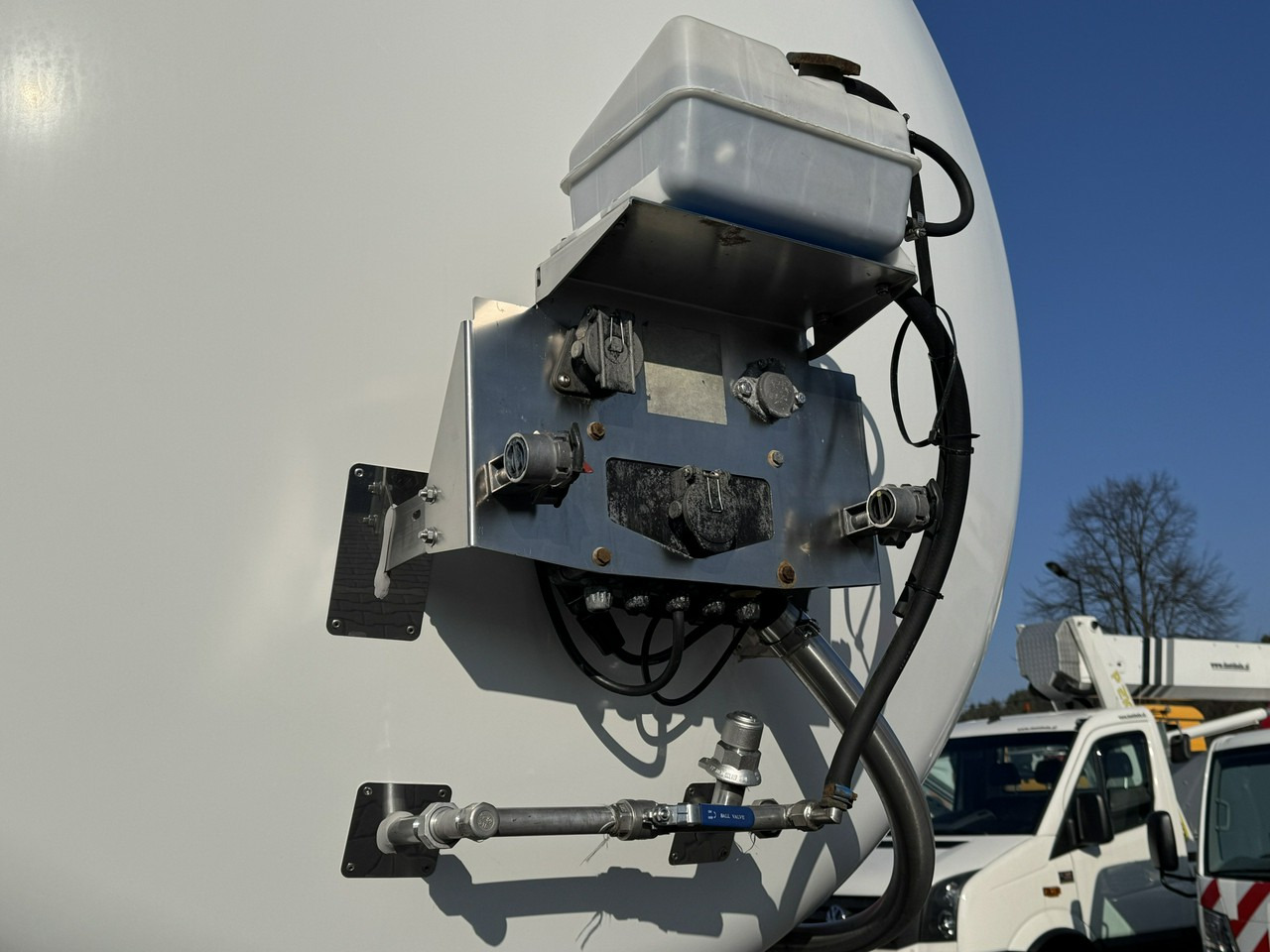 Lag Spożywcza Magyar Izolowana Webasto Pompa Elektryczna do Zrzutu - Naczepa cysterna: zdjęcie 5 Lag Spożywcza Magyar Izolowana Webasto Pompa Elektryczna do Zrzutu - Naczepa cysterna: zdjęcie 5