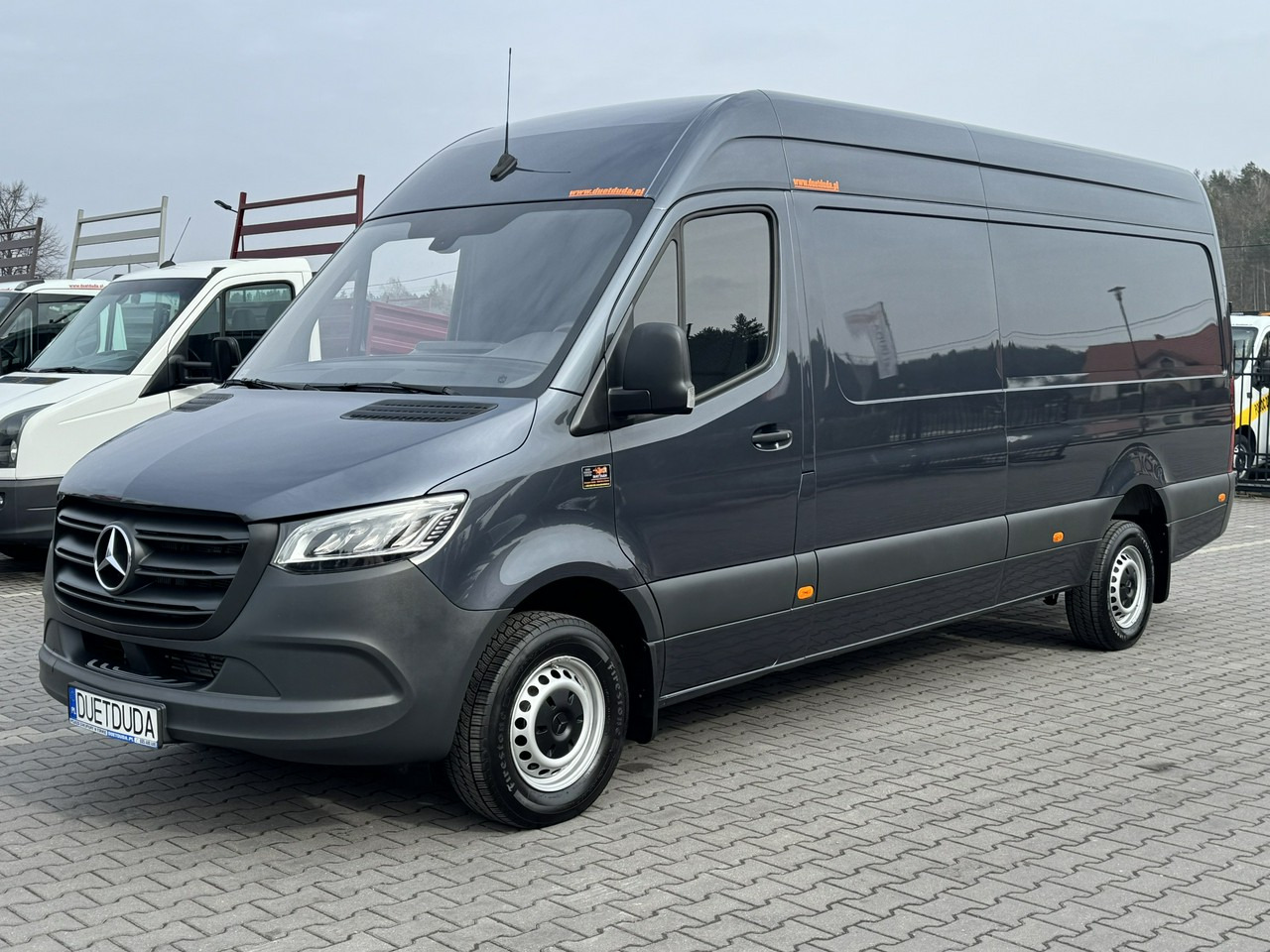 Mercedes 319 - Furgon: zdjęcie 1 Mercedes 319 - Furgon: zdjęcie 1