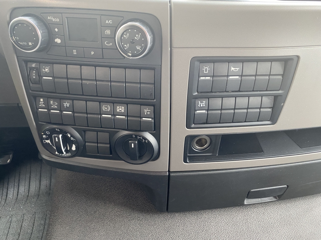 Ciągnik siodłowy MAN TGS 18.460 4x4 H BLS: zdjęcie 18 Ciągnik siodłowy MAN TGS 18.460 4x4 H BLS: zdjęcie 18