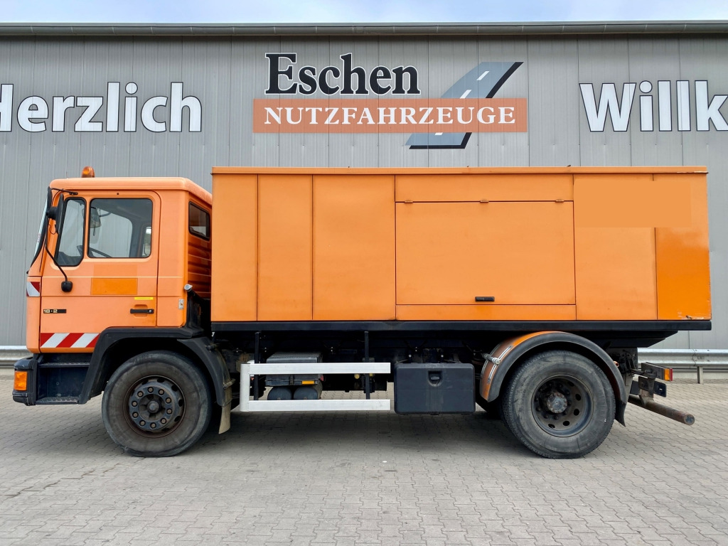 MAN 18.272 / Stromaggregat - Samochód ciężarowy, Komunalne/ Specjalistyczne: zdjęcie 2 MAN 18.272 / Stromaggregat - Samochód ciężarowy, Komunalne/ Specjalistyczne: zdjęcie 2