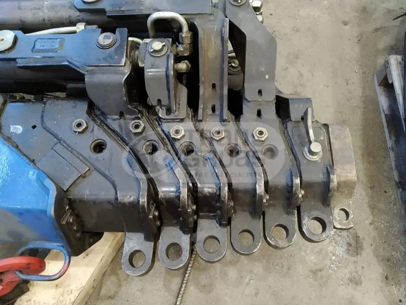 Grúa PM 23 solo para recambios - Żuraw przeładunkowy do Samochodów ciężarowych: zdjęcie 1 Grúa PM 23 solo para recambios - Żuraw przeładunkowy do Samochodów ciężarowych: zdjęcie 1