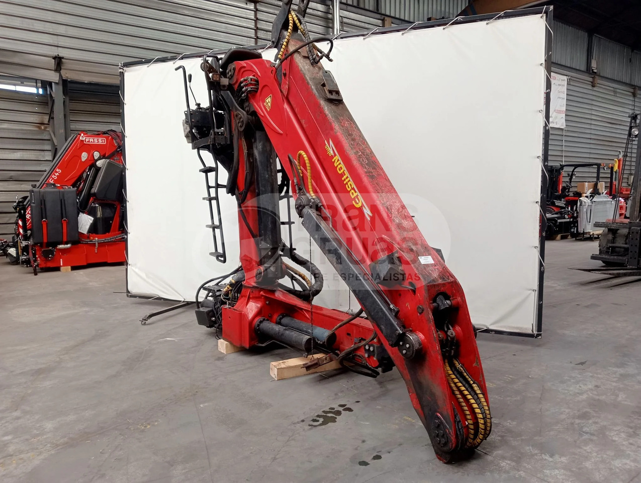 Grúa forestal Epsilon Q170Z96 - Żuraw przeładunkowy do Maszyn leśnych: zdjęcie 4 Grúa forestal Epsilon Q170Z96 - Żuraw przeładunkowy do Maszyn leśnych: zdjęcie 4