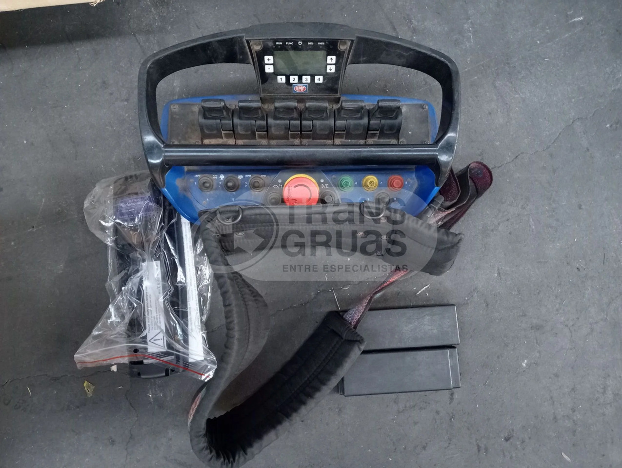 Grúa hidráulica HMF 2120 K4 - Żuraw przeładunkowy: zdjęcie 5 Grúa hidráulica HMF 2120 K4 - Żuraw przeładunkowy: zdjęcie 5