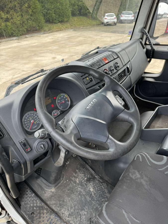 Iveco Eurocargo 160E30 - Samochód ciężarowy chłodnia: zdjęcie 2 Iveco Eurocargo 160E30 - Samochód ciężarowy chłodnia: zdjęcie 2