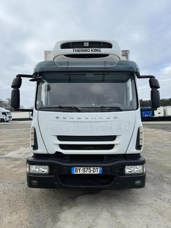 Iveco Eurocargo 160E30 - Samochód ciężarowy chłodnia: zdjęcie 4 Iveco Eurocargo 160E30 - Samochód ciężarowy chłodnia: zdjęcie 4