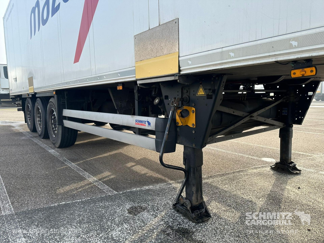 SCHMITZ Reefer Standard - Naczepa izotermiczna: zdjęcie 3 SCHMITZ Reefer Standard - Naczepa izotermiczna: zdjęcie 3